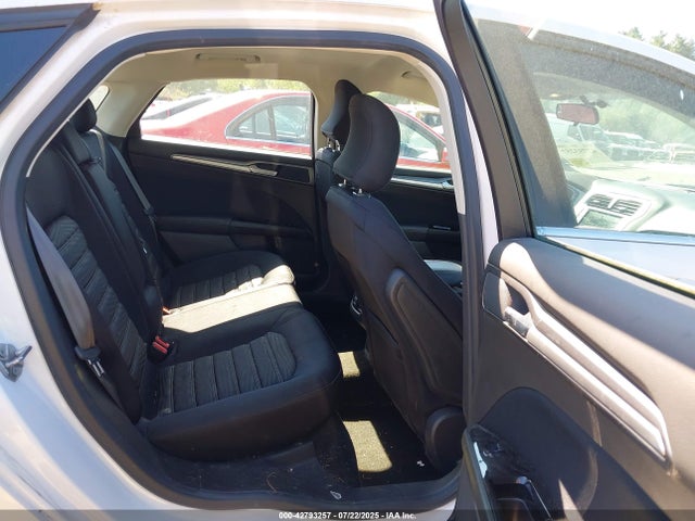 3FA6P0H7XGR349416 Ford 2016