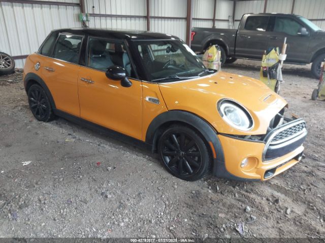 2018 MINI HARDTOP WMWXU3C54J2F51033 Photo 0