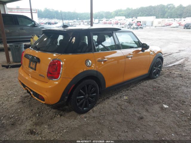 2018 MINI HARDTOP WMWXU3C54J2F51033 Photo 3