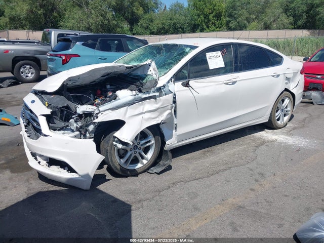 Ford 2018 2018 3FA6P0HD0JR287358 Image 2