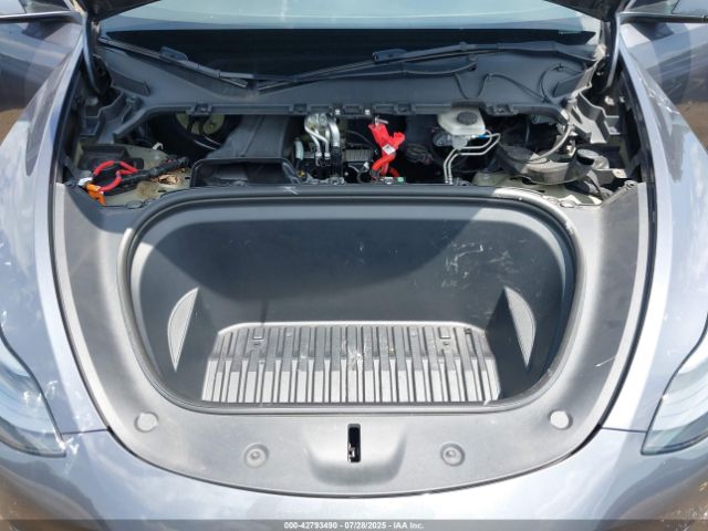 2023 TESLA MODEL Y 7SAYGDEEXPF697167 Photo 9