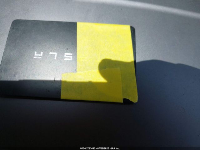 2023 TESLA MODEL Y 7SAYGDEEXPF697167 Photo 10