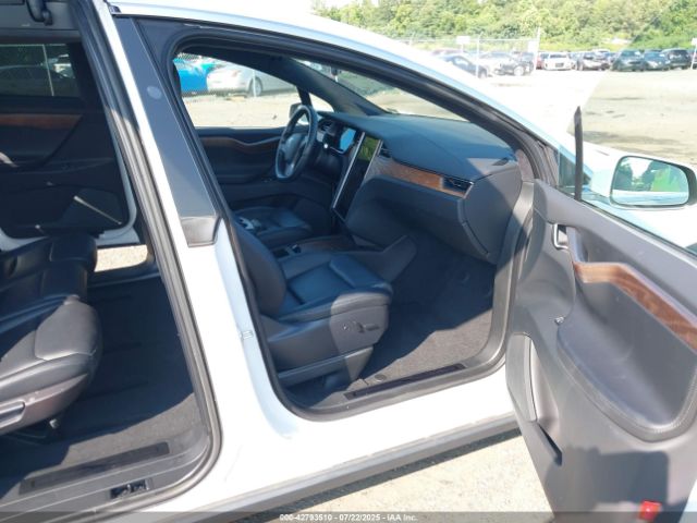 2020 TESLA MODEL X 5YJXCAE22LF294500 Photo 4