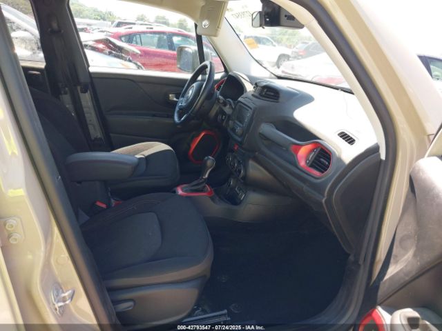 2015 JEEP RENEGADE ZACCJBCT2FPB39660 Photo 4
