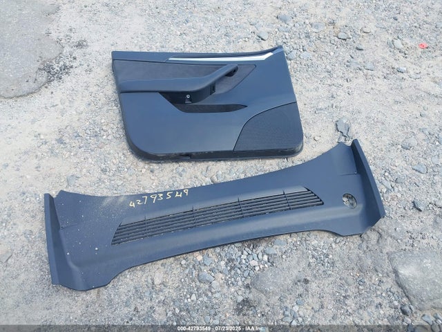Tesla 2024 2024 7SAYGAEE8RF159312 Image 11