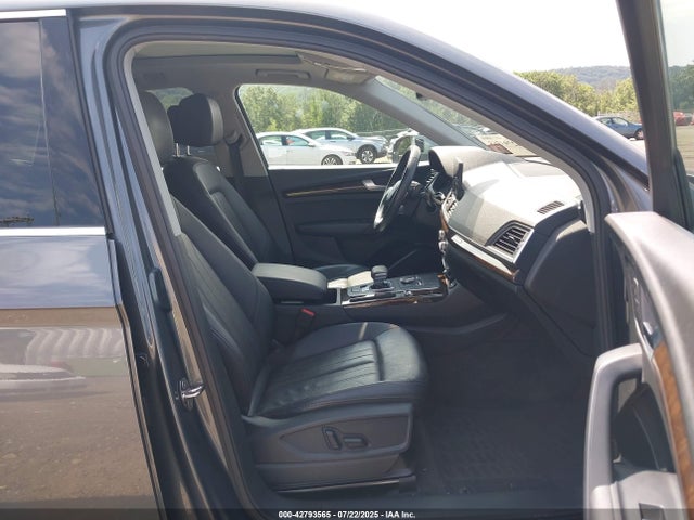 2019 AUDI Q5 WA1ANAFY7K2045561 Photo 4
