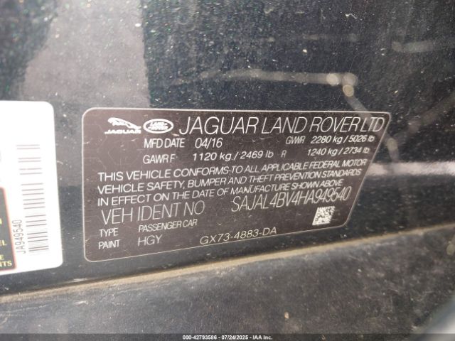 2017 JAGUAR XE SAJAL4BV4HA949540 Photo 8