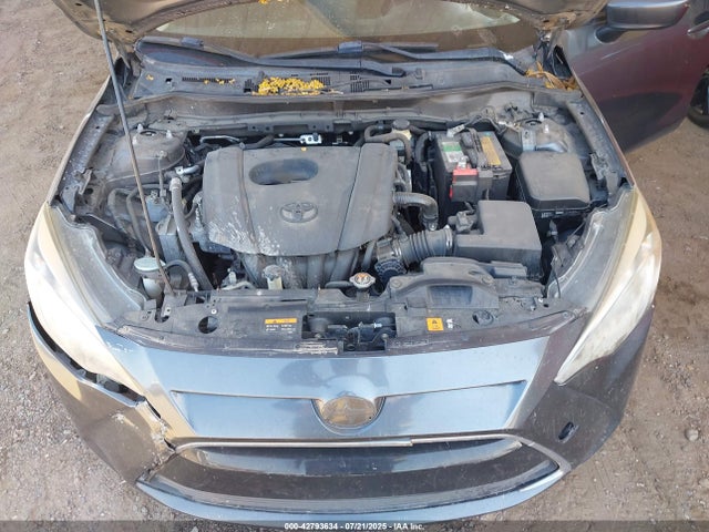 3MYDLBZV0GY117002 Scion p5v