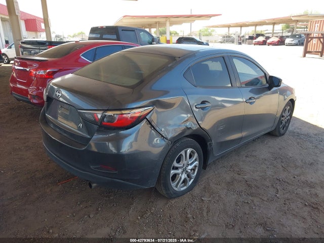 3MYDLBZV0GY117002 Scion p5v