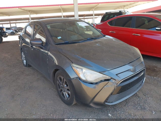 3MYDLBZV0GY117002 Scion p5v