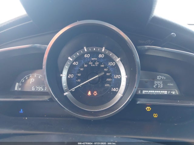 3MYDLBZV0GY117002 Scion p5v
