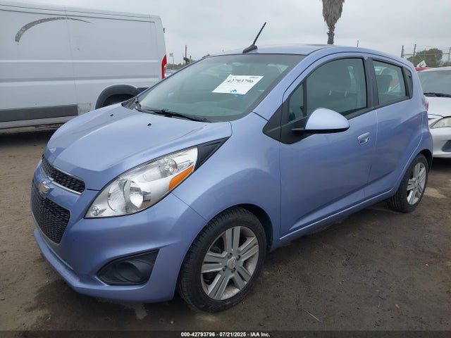 Chevrolet ll0 2014 KL8CD6S90EC487991 Image 2
