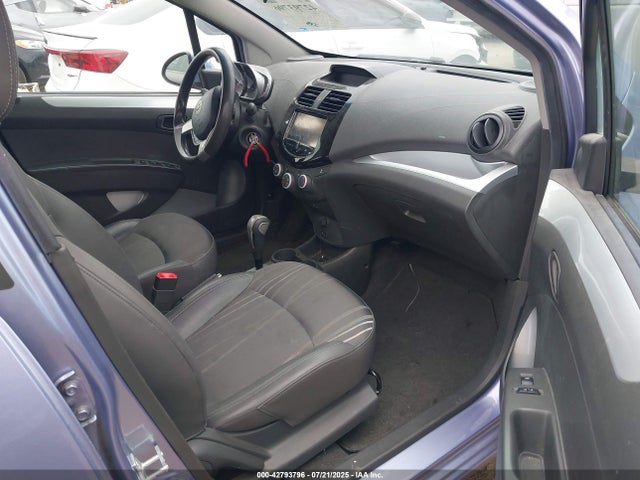 Chevrolet ll0 2014 KL8CD6S90EC487991 Image 5