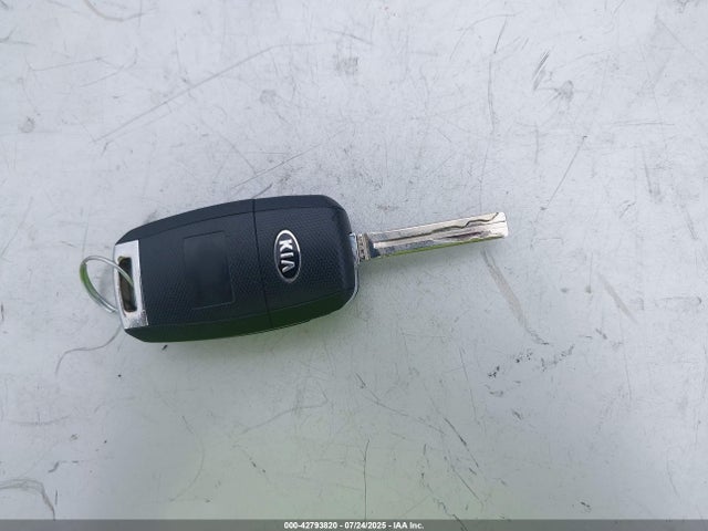 KIA dohc gdi gamma 2014 KNDJN2A21E7015591 Image 11
