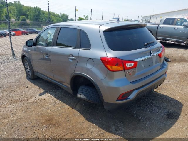 2018 MITSUBISHI OUTLANDER SPORT JA4AP3AU6JU018574 Photo 2