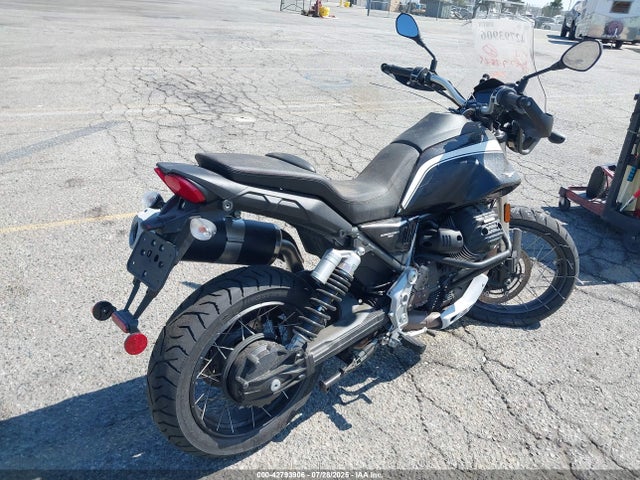 2023 Moto Guzzi V85 Tt Guardia D'onore მანქანა იყიდება აუქციონზე, vin: ZGUKYUE0XPM000282, აუქციონის ნომერი: 42793906
