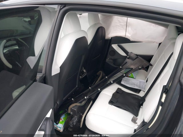 2021 TESLA MODEL Y 5YJYGDEE0MF269908 Photo 7