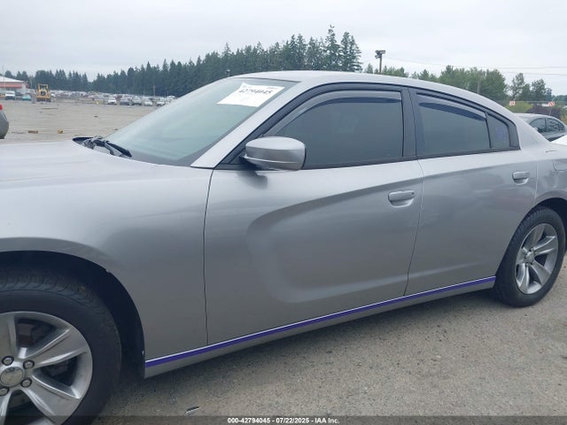 2C3CDXHG0GH281027 Dodge 2016