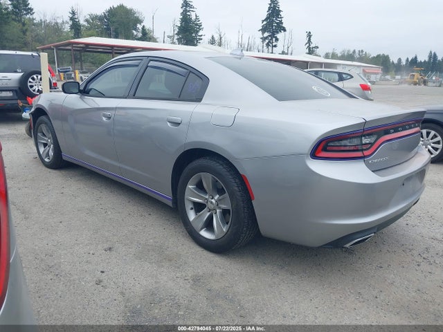 2C3CDXHG0GH281027 Dodge 2016