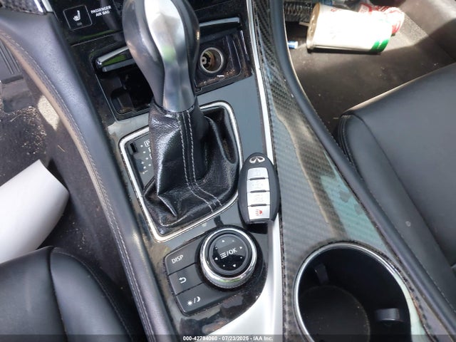 JN1BV7AP1FM333696 Infiniti 2015