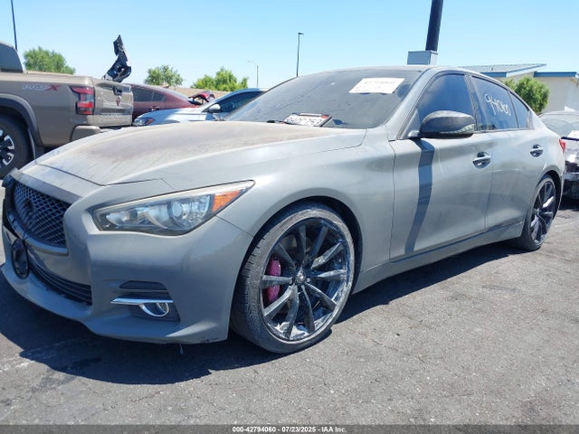 JN1BV7AP1FM333696 Infiniti 2015