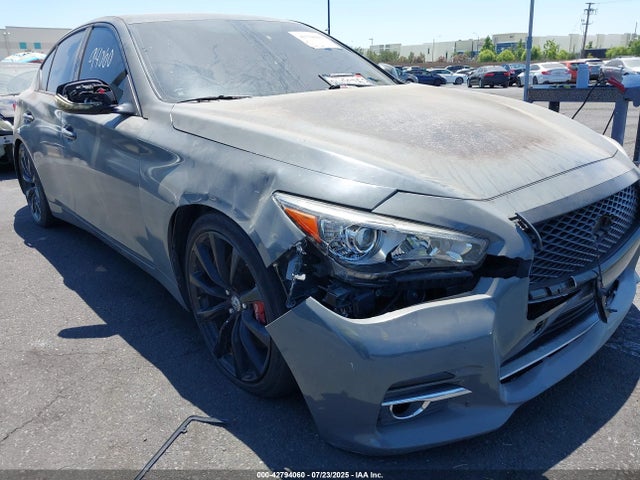 JN1BV7AP1FM333696 Infiniti 2015