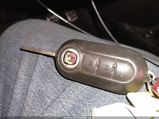 2013 FIAT 500 3C3CFFFH1DT553362 Photo 10