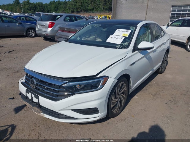 3VWG57BU4MM052689 Volkswagen tsi