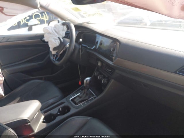 3VWG57BU4MM052689 Volkswagen tsi