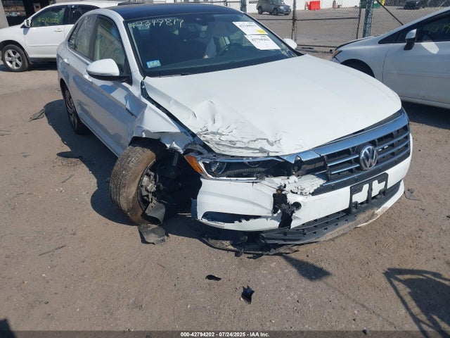 3VWG57BU4MM052689 Volkswagen tsi