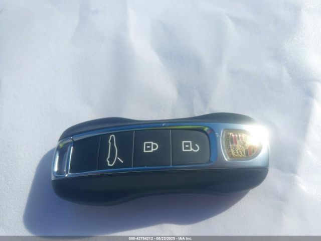 2023 PORSCHE PANAMERA WP0AG2A72PL135559 Photo 10