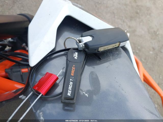 2018 KTM 1290 VBKV39409JM986651 Photo 10