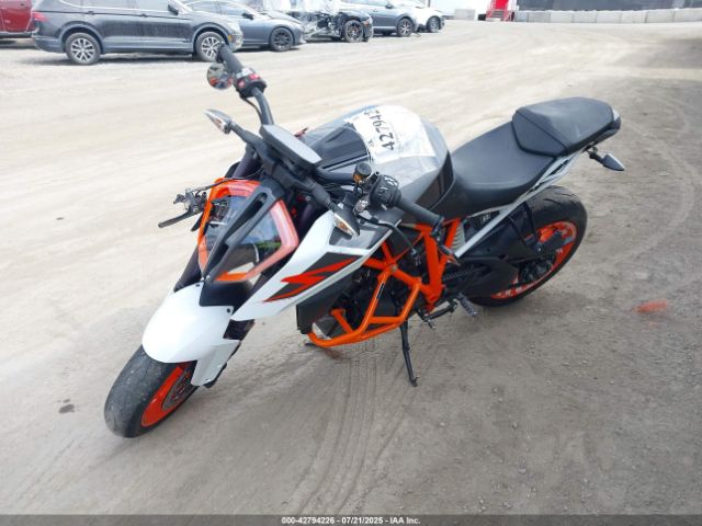 2018 KTM 1290 VBKV39409JM986651 Photo 1