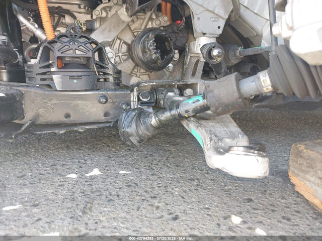 1G1FY6S08M4105024 Chevrolet 2021
