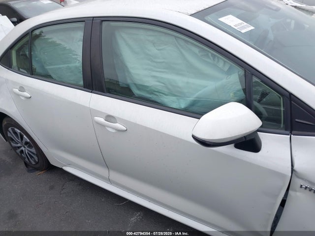 JTDEAMDE3MJ028679 Toyota 2zr-fxe, 1nm