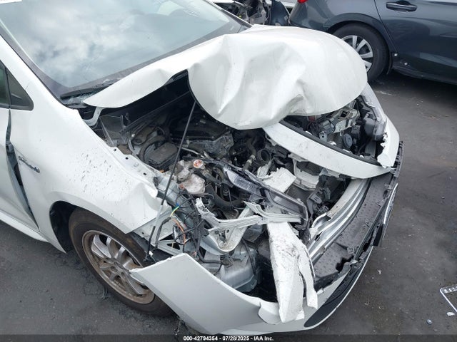 JTDEAMDE3MJ028679 Toyota 2zr-fxe, 1nm