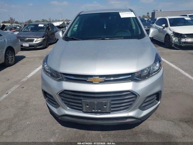 Chevrolet le2 2022 KL7CJKSM5NB552334 Image 12