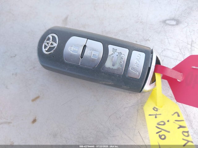 3MYDLBYV2JY315508 Toyota p5v
