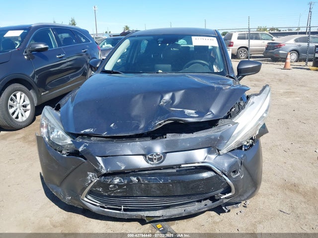 3MYDLBYV2JY315508 Toyota p5v