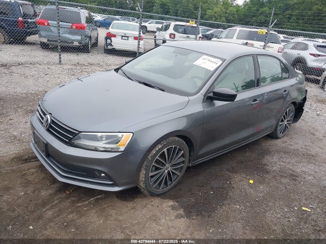 3VWD17AJ4FM421625 Volkswagen 1.8t