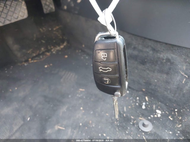 2016 AUDI A3 WAUB8GFF7G1095292 Photo 10
