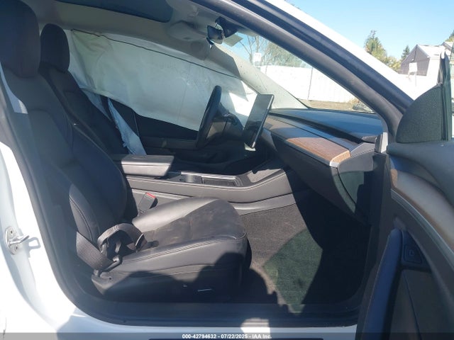 2023 TESLA MODEL 3 5YJ3E1EA4PF640732 Photo 4