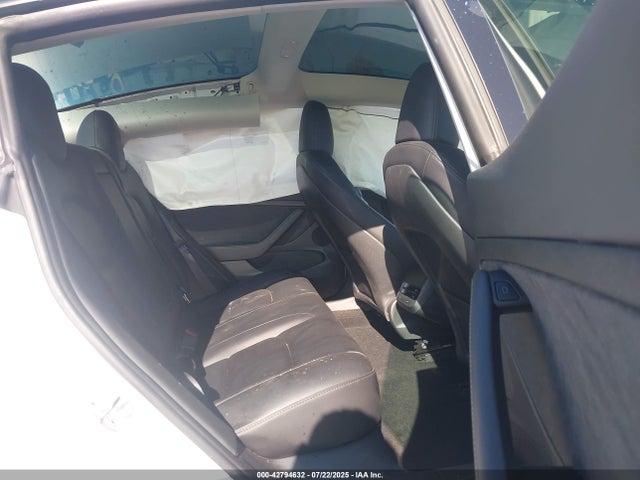 2023 TESLA MODEL 3 5YJ3E1EA4PF640732 Photo 7