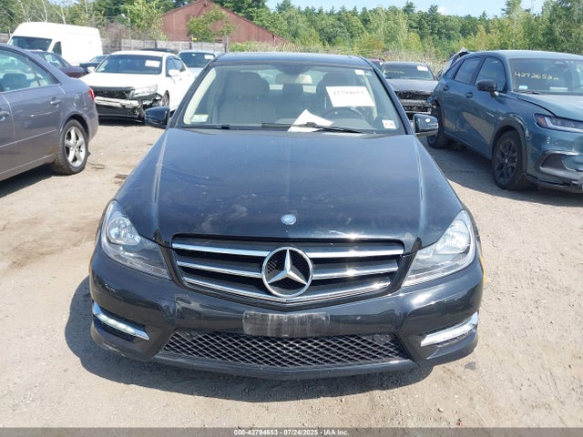 Mercedes-Benz C-Class 2014 WDDGF8AB1EG243395 Image 13