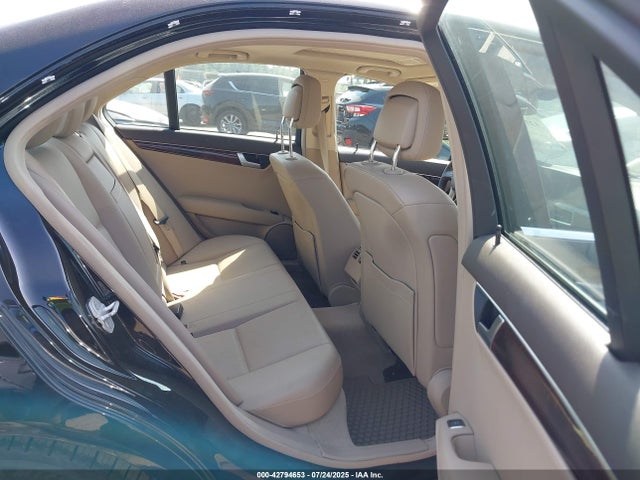 Mercedes-Benz C-Class 2014 WDDGF8AB1EG243395 Image 8