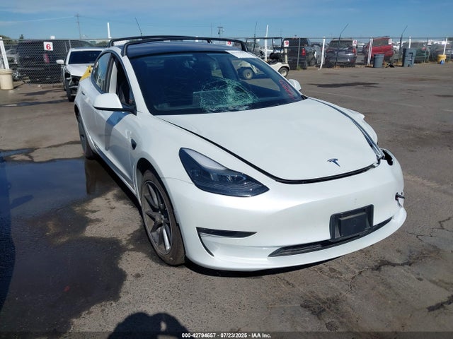 2022 TESLA MODEL 3 5YJ3E1EB3NF299846 Photo 0