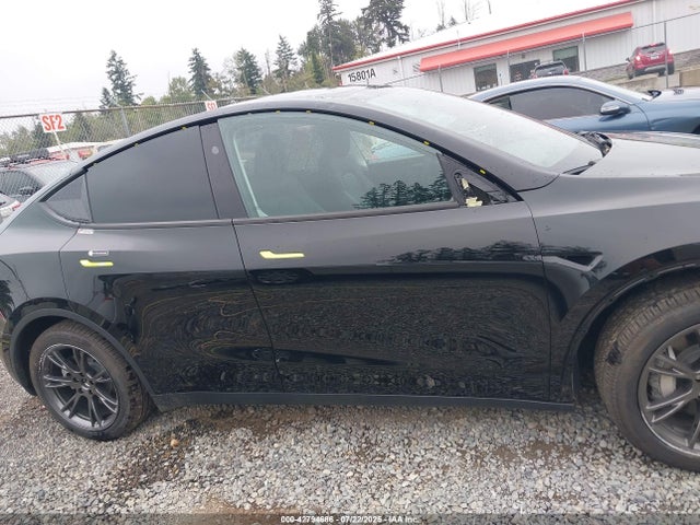 7SAYGDED1RF159399 Tesla Model Y