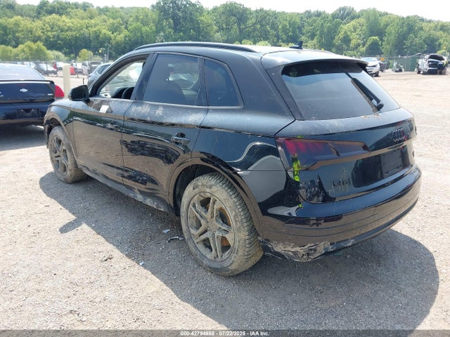 2018 AUDI Q5 WA1ANAFY6J2148159 Photo 2