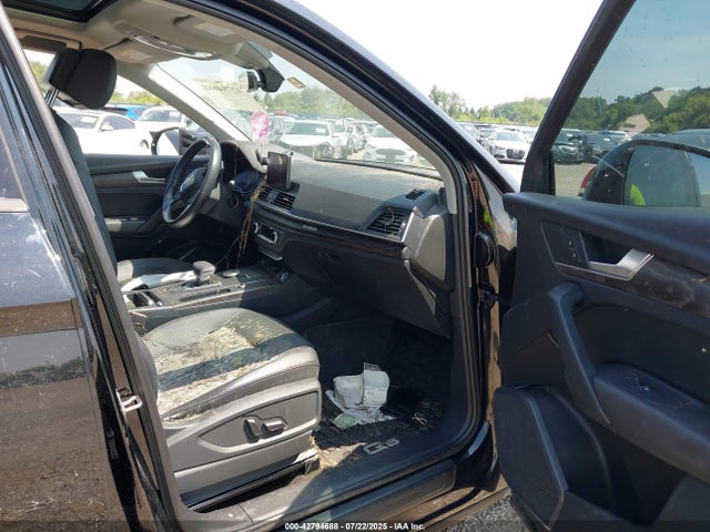 2018 AUDI Q5 WA1ANAFY6J2148159 Photo 4