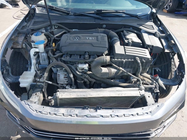 1VWDT7A37HC031148 Volkswagen 1.8 tsi